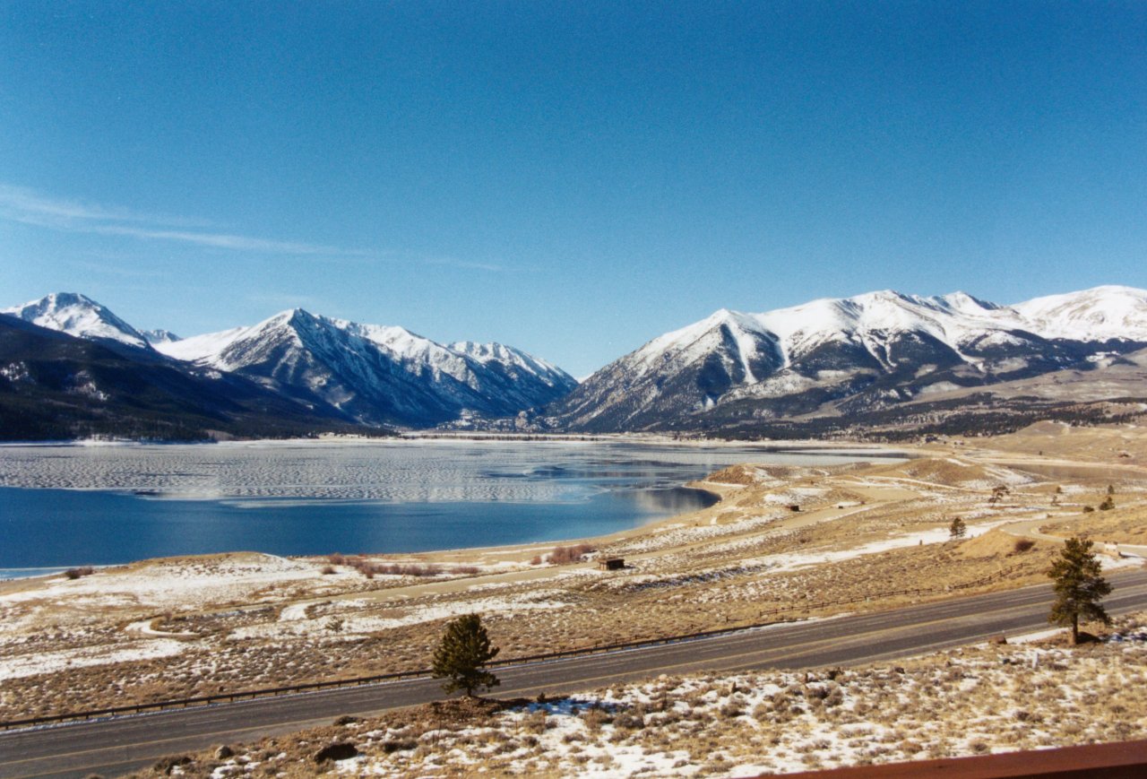 Building Twin Lakes house 2004